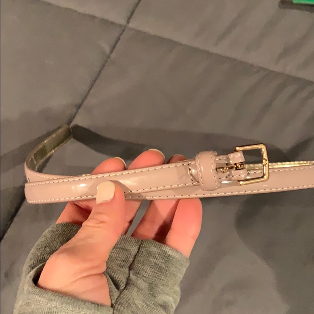 Never worn ! Skinny belt